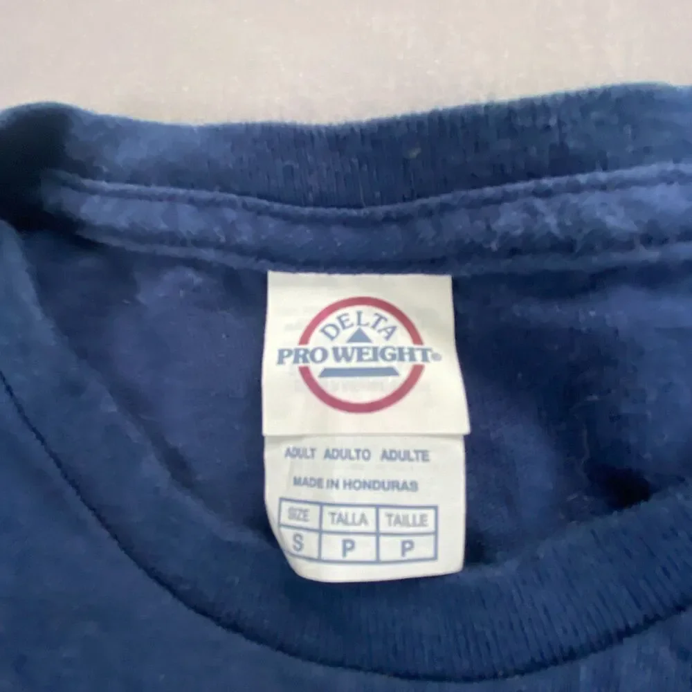 Delta mens small